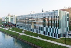 UNIVERZA V MARIBORU MEDICINSKA FAKULTETA